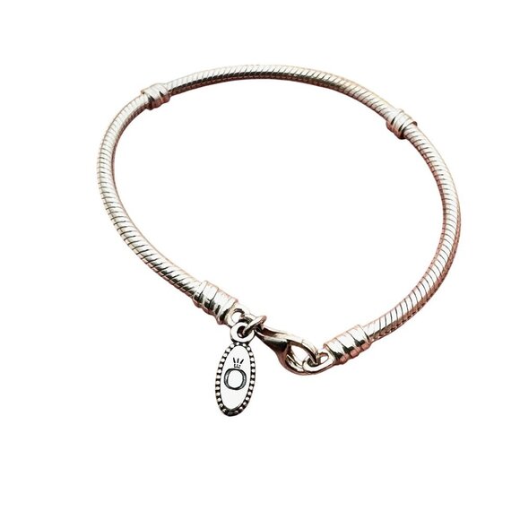 Pandora Moments Sterling Silver Charm Bracelet 7 Inch Ready to Add Charms - Picture 3 of 3